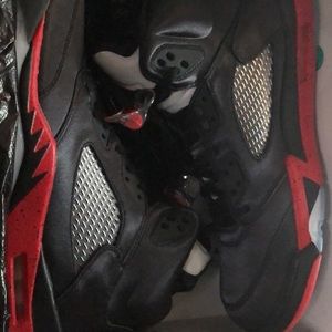 Men’s retro 5s
